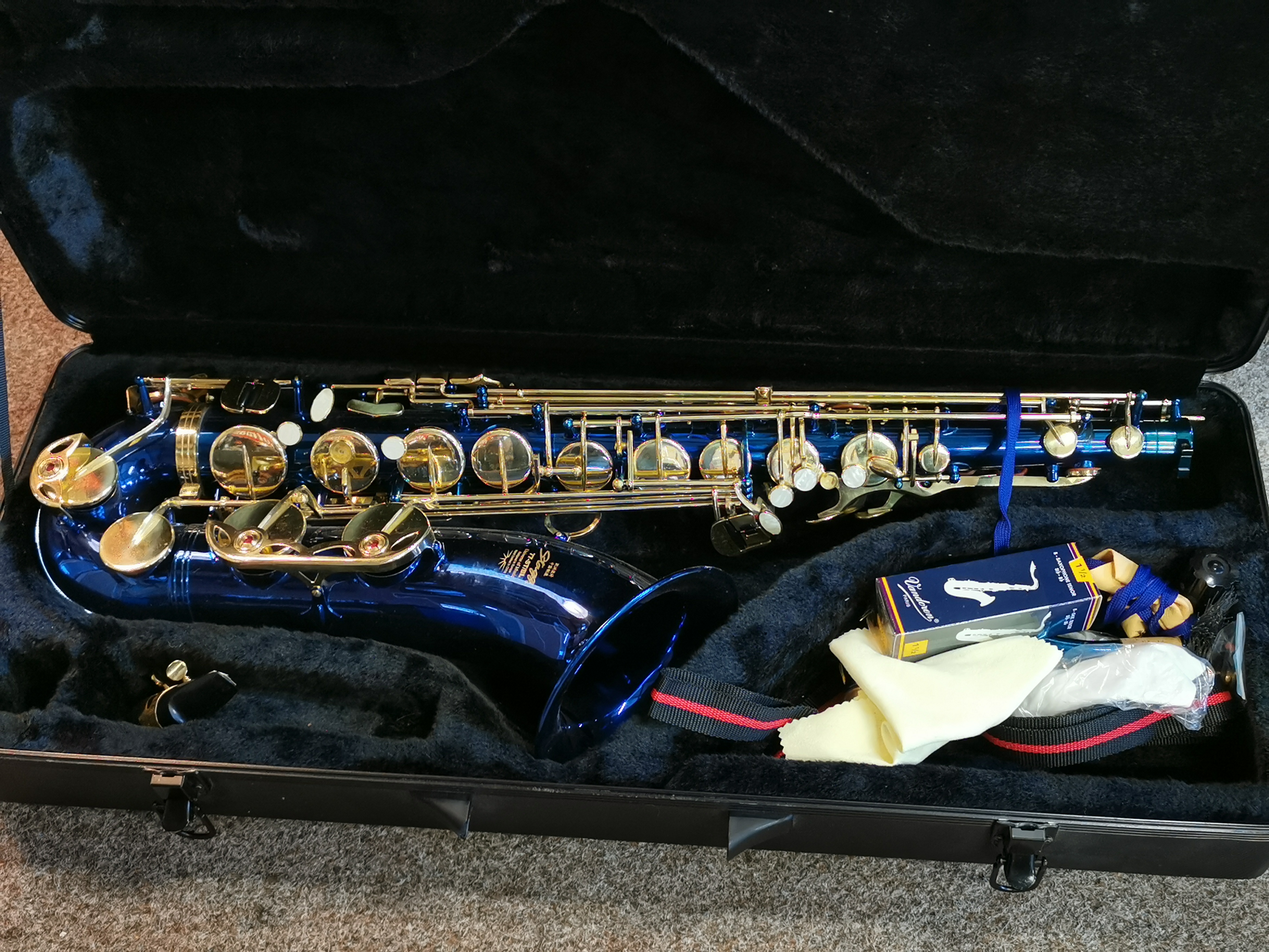 Stagg 77-ST Saxophone w/Matchetts Case