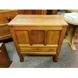 Seahorseman Yorkshire Oak Sewing Box Table - Mouseman Interest