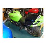 Kawasaki ZX750 - P5 2001 Y189 UOG March 2001 23,646 miles in good overall condition