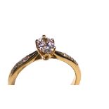 AN 18CT GOLD AND OVAL BRILLIANT CUT DIAMOND SOLITAIRE RING Complete with IGI certificate (size K/L).