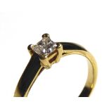 AN 18CT GOLD AND DIAMOND SOLITAIRE RING Having a single Princess cut stone (size L). (approx total