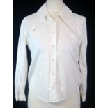 VIKTOR & ROLF, WHITE COTTON SHIRT With pointed collar and white buttons along front (size 44).