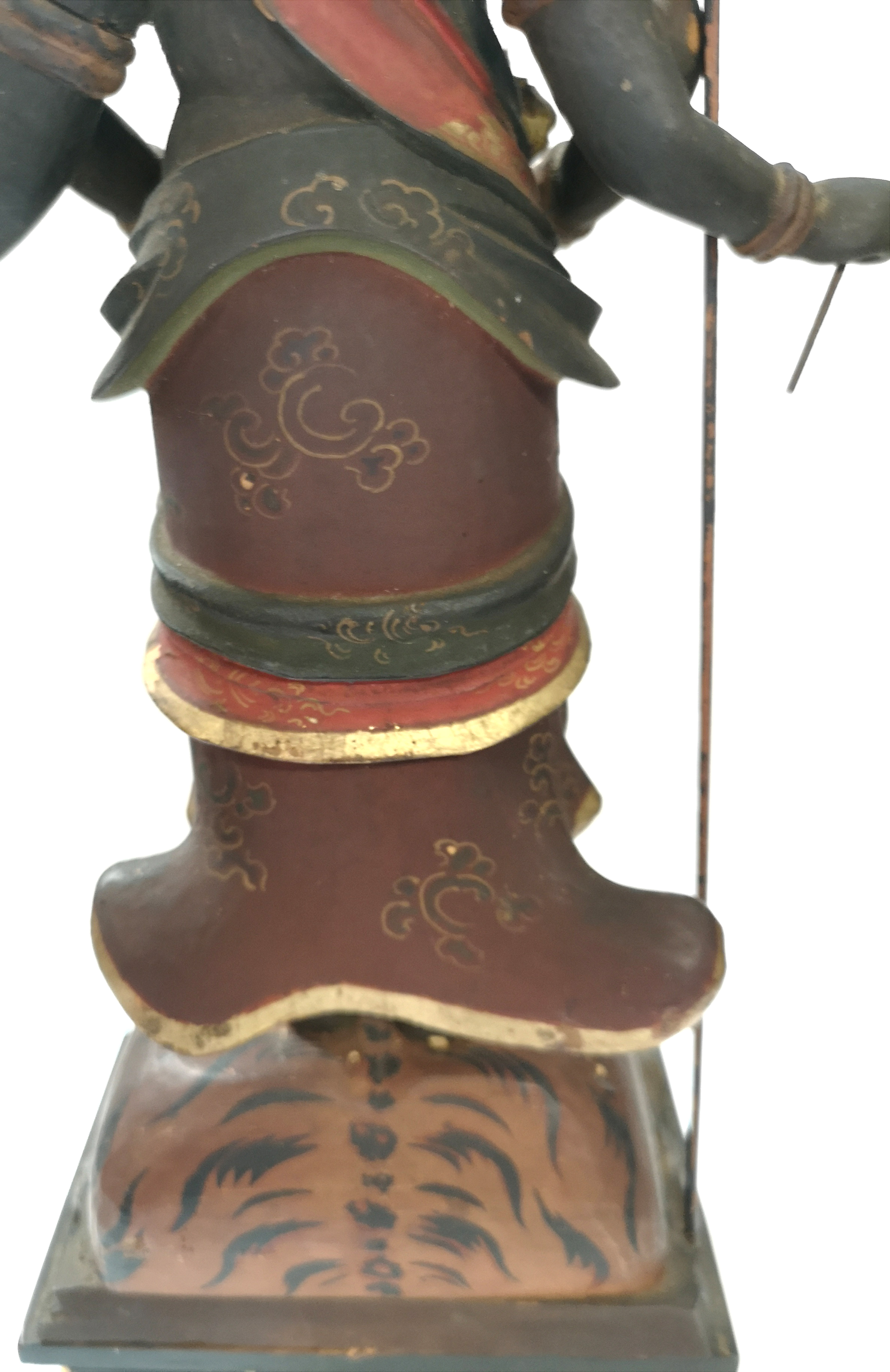 A JAPANESE EDO CARVED WOODEN AND POLYCHROME DEITY STATUE AND SHRINE Standing pose with two - Image 20 of 20