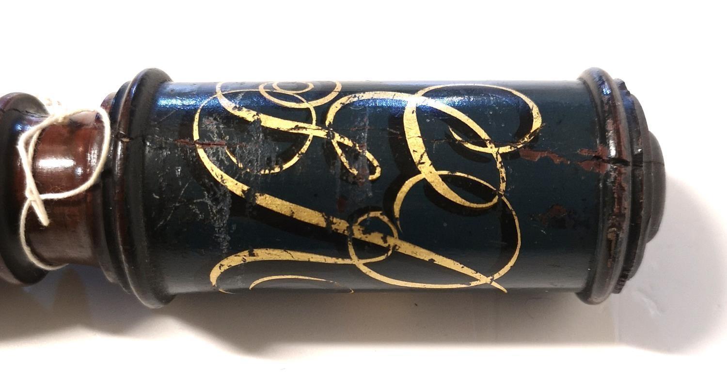 A GEORGE III WOODEN TIPSTAFF TRUNCHEON Hand painted with the Royal Cypher of King George III and - Image 4 of 5
