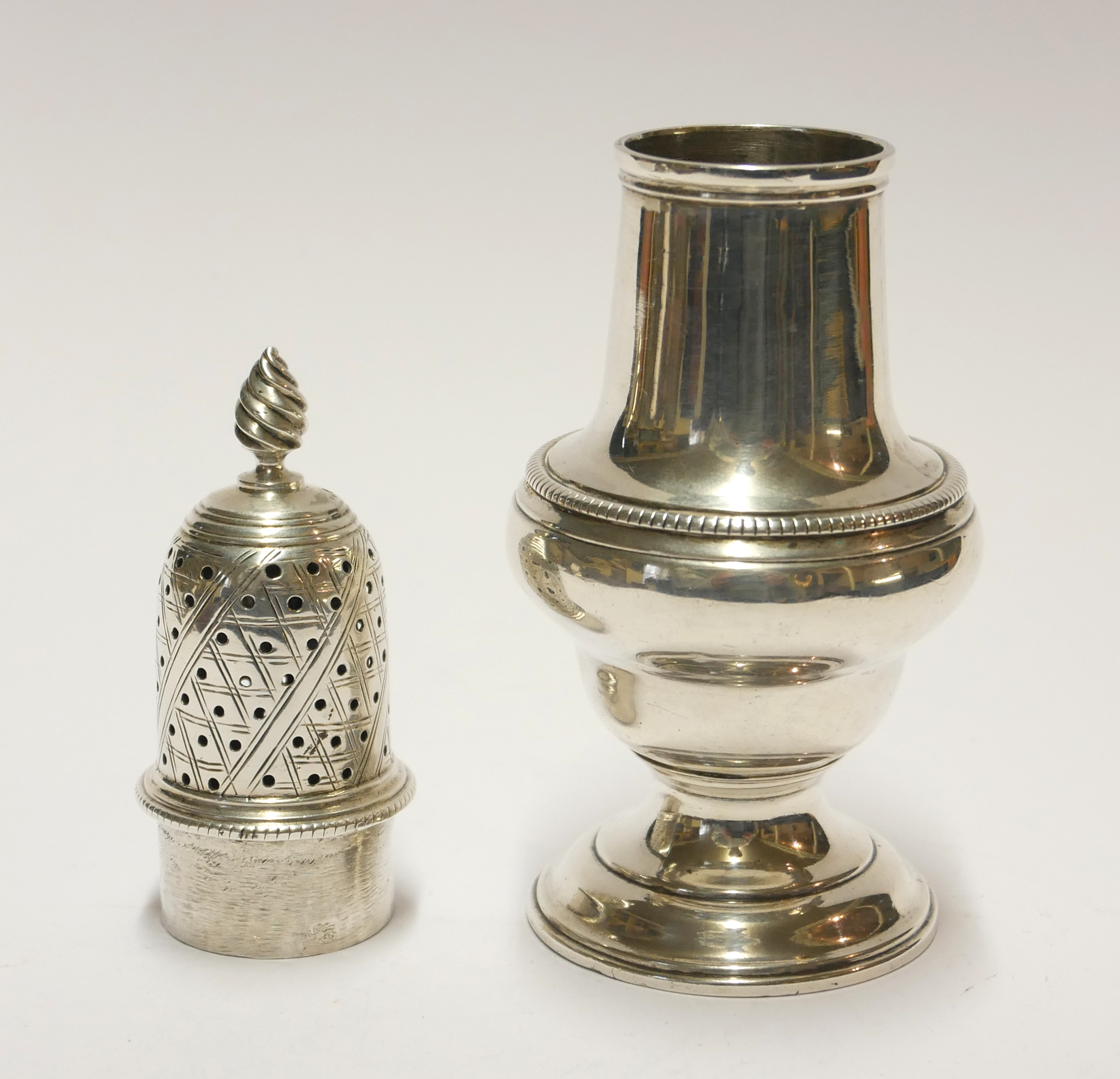 A GEORGIAN SILVER BALUSTER CASTER With beaded edge, hallmarked Jabez Danielle and James Mince, - Image 2 of 4