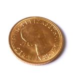 A QUEEN ELIZABETH 22CT GOLD SOVEREIGN COIN, DATED 1968 With George and dragon to reverse.