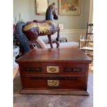 AN EARLY 20TH CENTURY TABLE TOP HABERDASHERY DRAWERS. (26.5cm x 52cm x 40cm)