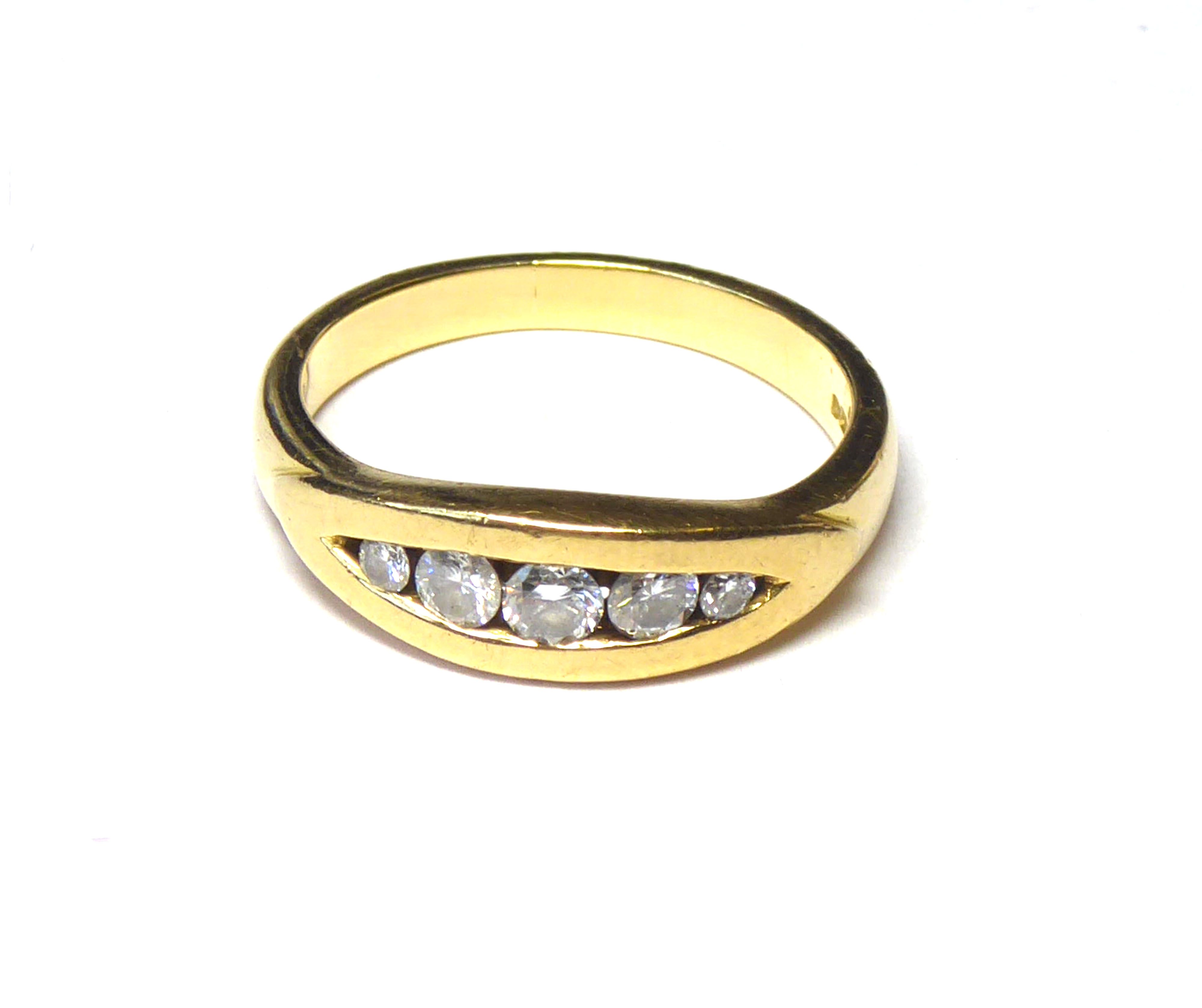 AN 18CT GOLD AND DIAMOMD FIVE STONE RING Graduating round cut stones in a rub over setting (size N). - Image 2 of 2