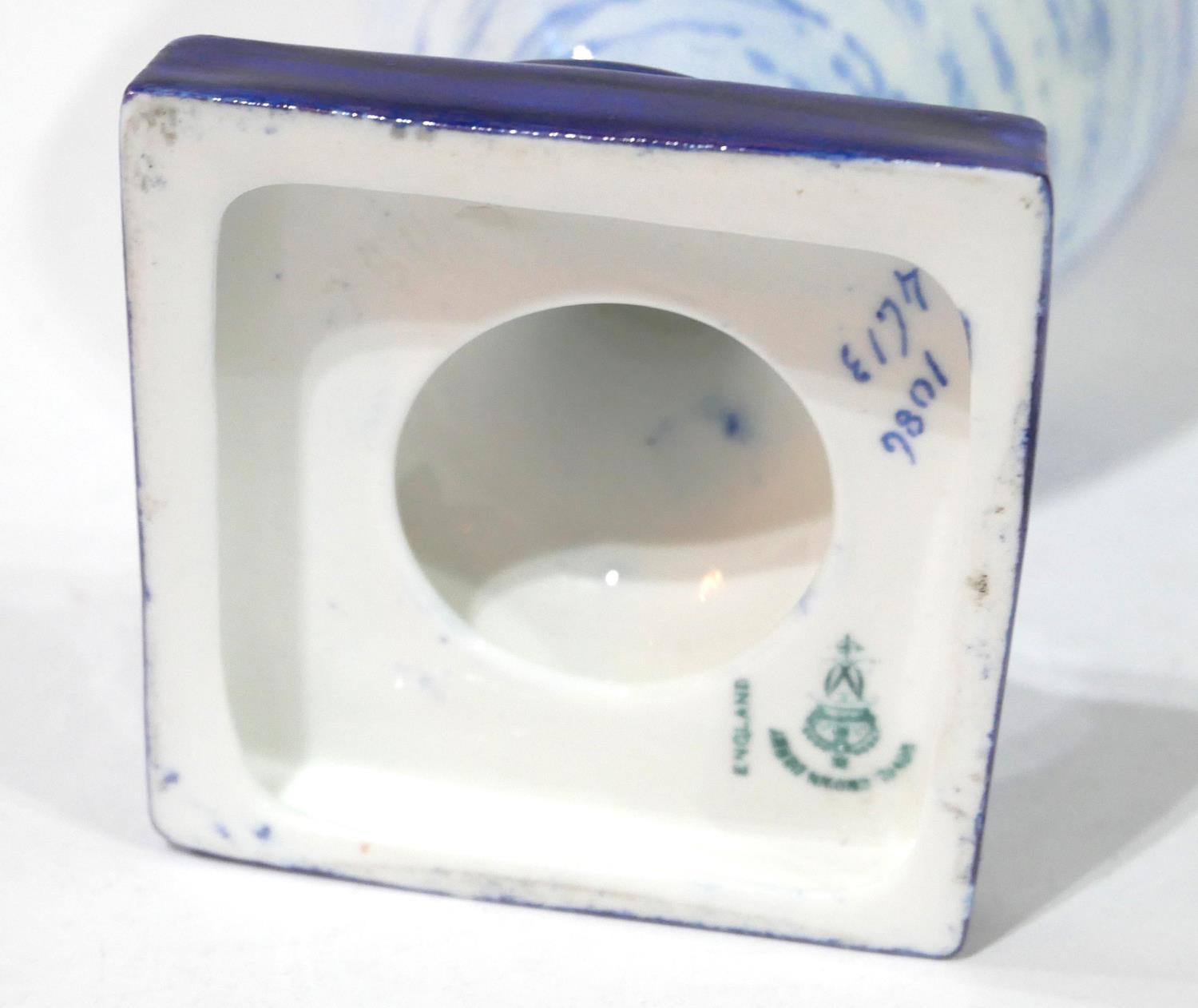 ROYAL CROWN DERBY, DUTCH DESIGN BLUE AND WHITE VASE AND COVER With two scrolling pierced handles, - Image 4 of 4