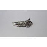 A SILVER NOVELTY WHISTLE Modelled as a Hare/Rabbit, marked .925. (approx 3.5cm) (weight approx 18g)