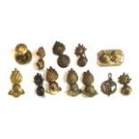 A COLLECTION OF 20TH CENTURY BRITISH ARMY BRASS SHOULDER PINS (approx 13)
