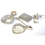 A COLLECTION OF EARLY 20TH CENTURY SILVER Comprising of a filigree wire work, together with a
