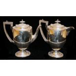 WALKER AND HALL, AN EARLY 20TH CENTURY SILVER PLATED COFFEE POT AND MATCHING HOT WATER JUG Classical