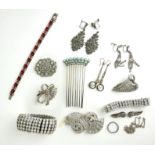 A COLLECTION OF VINTAGE DIAMANTÉ COSTUME JEWELLERY Comprising an Art Deco clip brooch, expandable