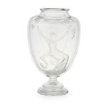 A LATE 19TH CENTURY BACCARAT INTAGLIO ENGRAVED GLASS VASE Shouldered form, deeply engraved with a