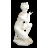 AFTER THE ANTIQUE, A LATE 19TH CENTURY CROUCHING VENUS, A WHITE MARBLE STATUE On hexagonal base of