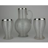 A VICTORIAN SILVER AND GLASS ROYAL QUEEN ELIZABETH I COMMEMORATIVE JUG SET Having a silver band to