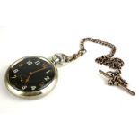 AN EARLY 20TH CENTURY MILITARY ISSUE STAINLESS STEEL GENT'S POCKET WATCH Having black dial with
