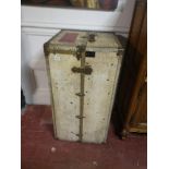 A VINTAGE VELUM COVERED TRAVELLING TRUNK. (97cm x 51cm x 51cm)