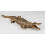 A LATE 19TH/EARLY 20TH CENTURY TAXIDERMY CROCODILE (129cm)