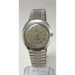 RADO, A VINTAGE STAINLESS STEEL 'ELEGANCE' GENT'S WATCH Circular dial with metal number markings,