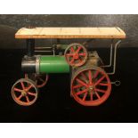 A VINTAGE MAMOD TINPLATE LIVE STEAM TRACTION ENGINE. (28cm x 18cm)