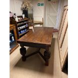 AN ELIZABETHAN DESIGN OAK DRAWER LEAF TABLE, CIRCA 1920 Raised on four melon section bulbous