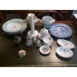 A COLLECTION EARLY 19TH CENTURY IRONSTONE POTTERY TABLE WARE Comprising three large soup bowls and