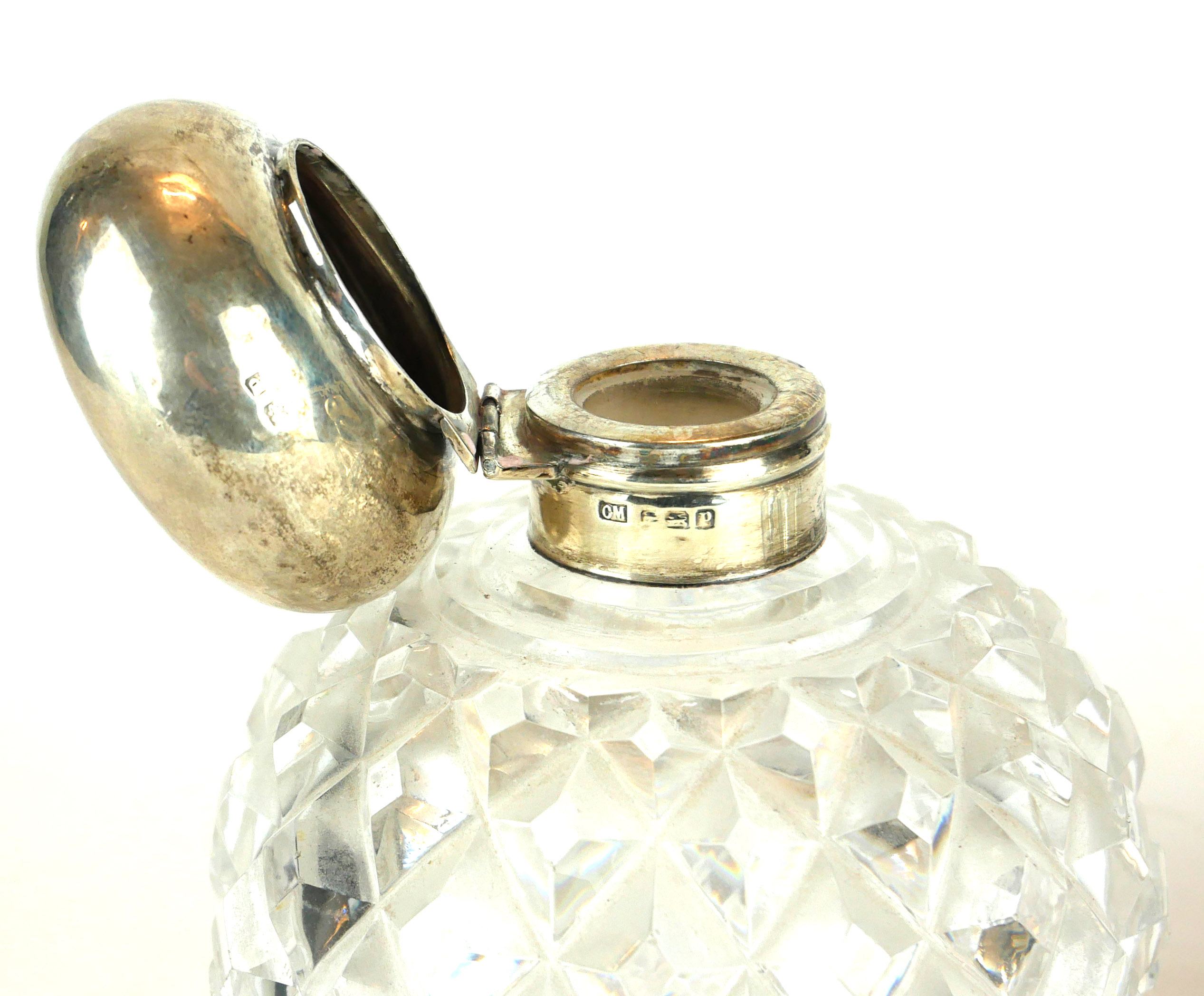 A PAIR OF EDWARDIAN SILVER AND HOBNAIL CUT GLASS PERFUME BOTTLES Spherical hinged lids, hallmarked - Image 2 of 2