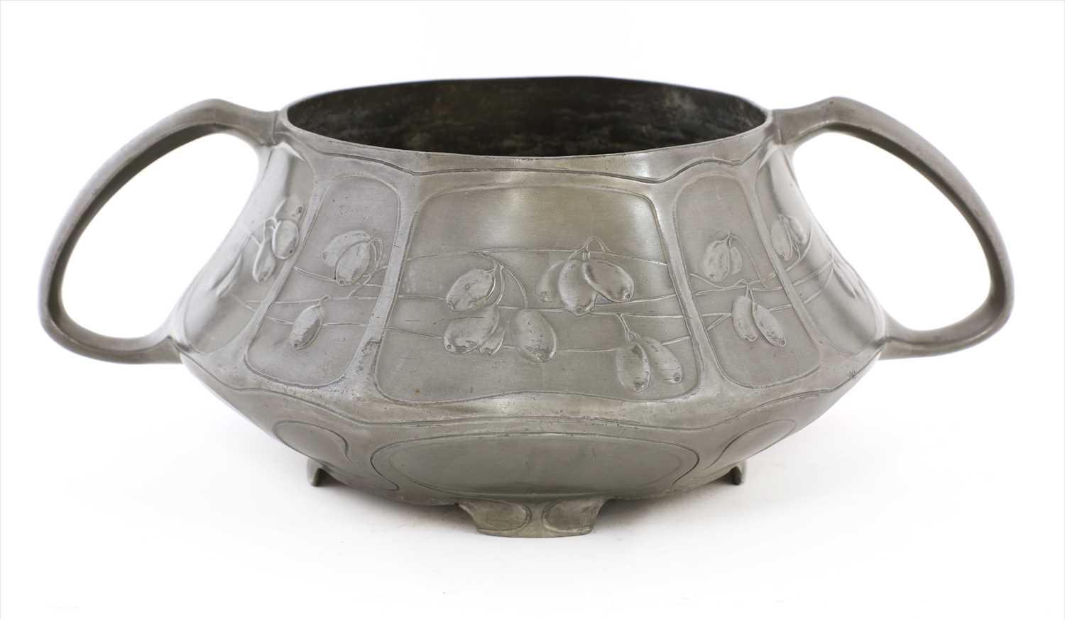 An Orivit pewter twin-handled bowl,