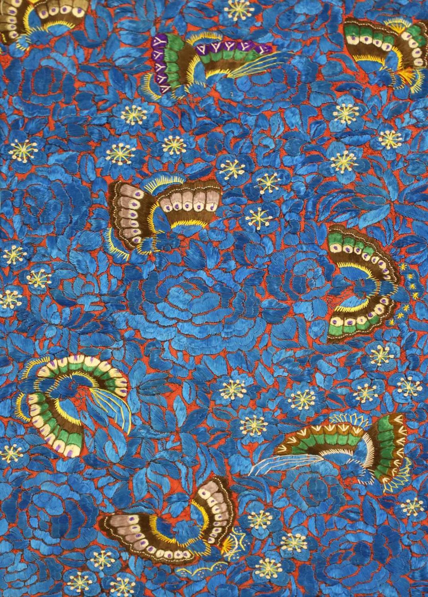 A Chinese embroidered skirt, - Image 2 of 2