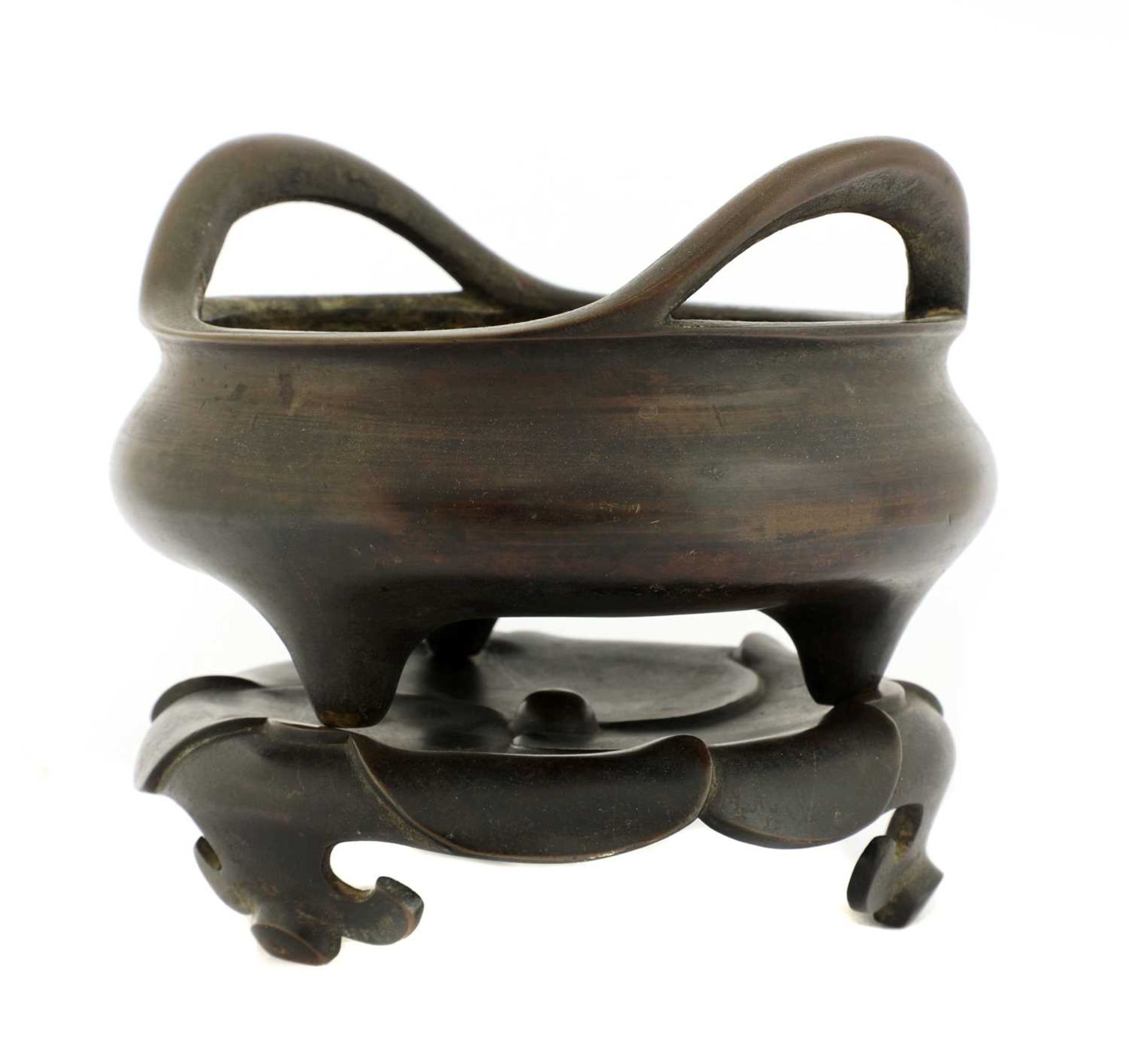 A Chinese bronze incense burner and stand, - Image 3 of 4