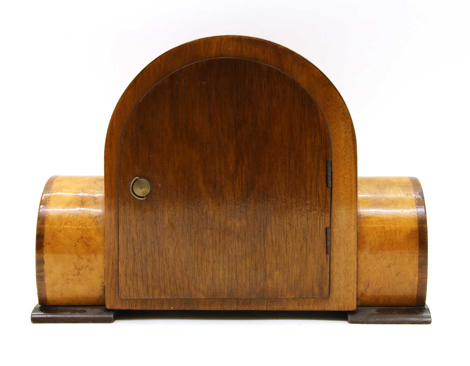 An Art Deco walnut mantel clock - Image 3 of 3