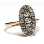 An Art Deco Continental diamond set fingerline plaque ring, c.1920,