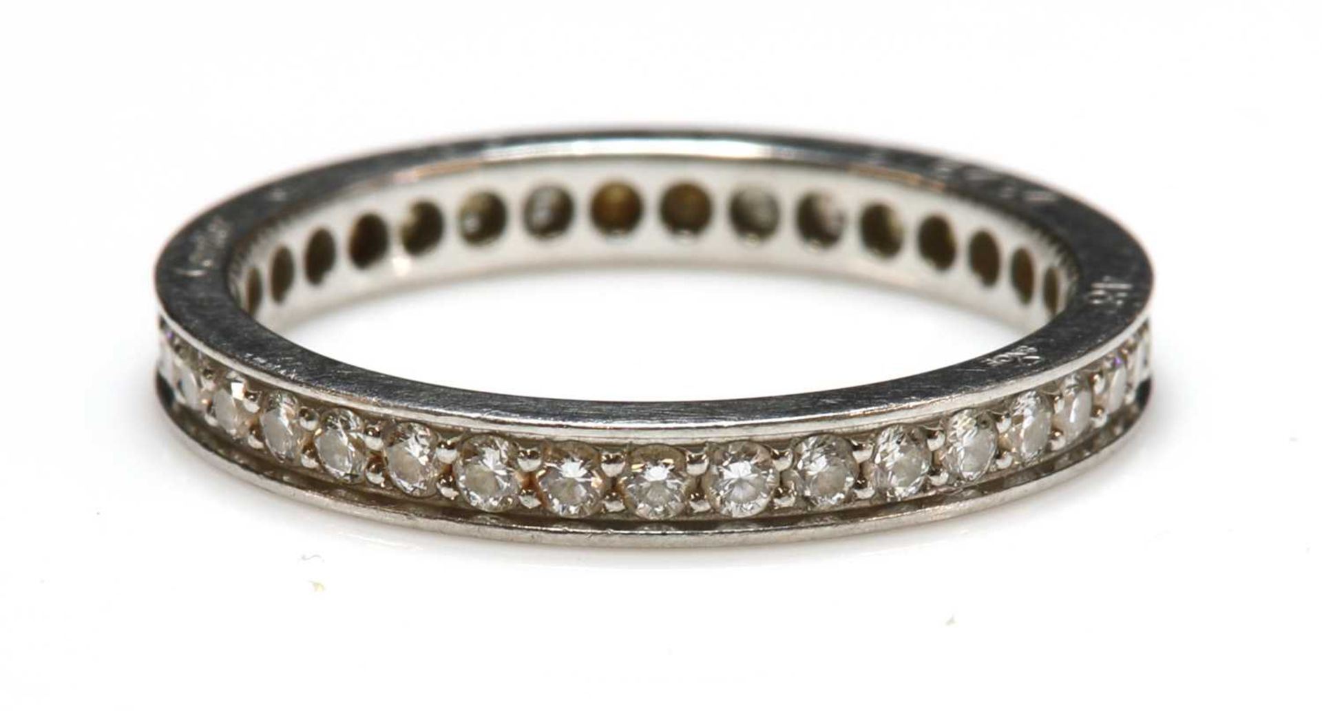 A platinum diamond set full eternity ring by Cartier, - Bild 3 aus 3