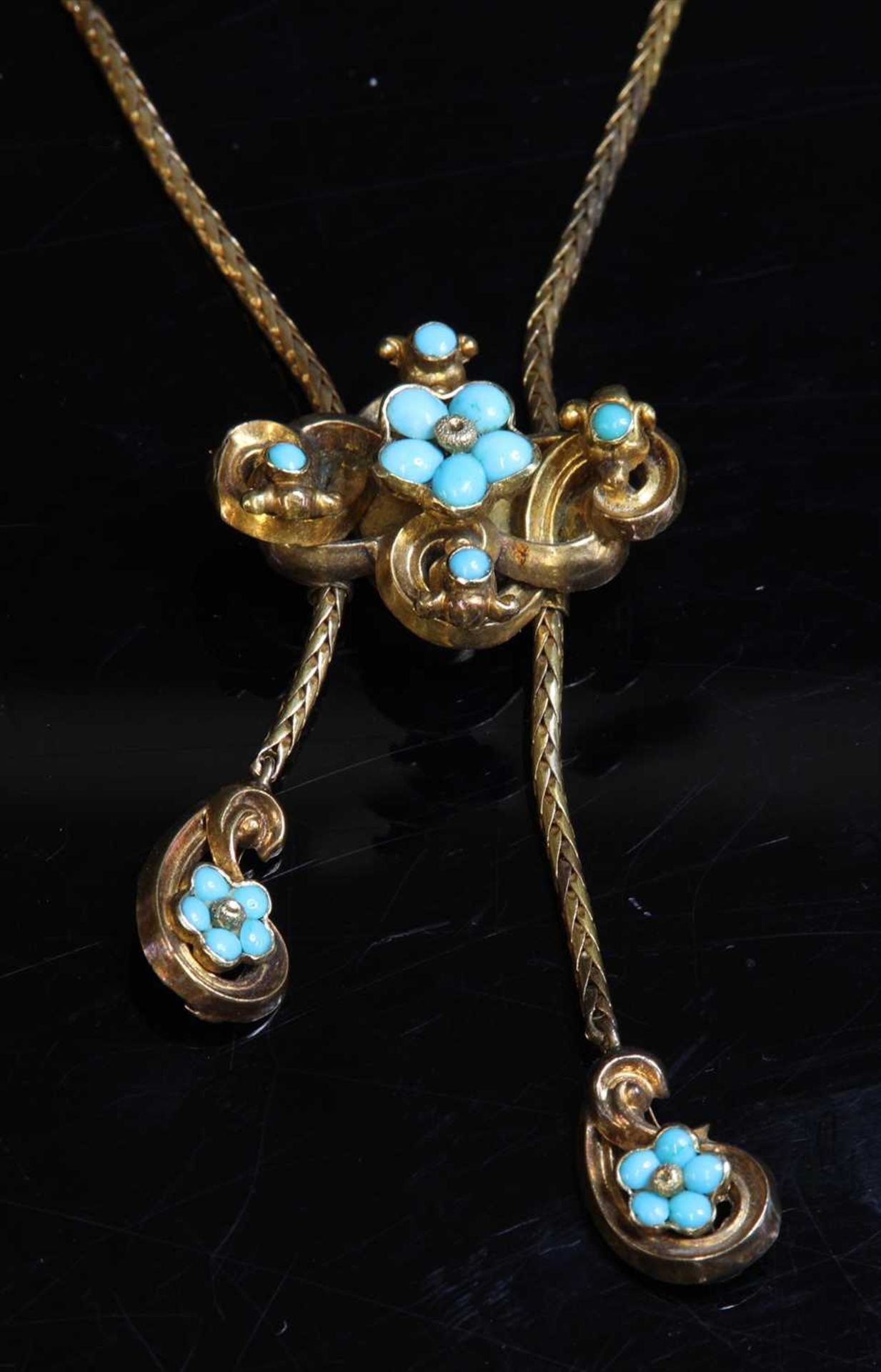 A Victorian gold turquoise forget-me-not lariat necklace, c.1840,