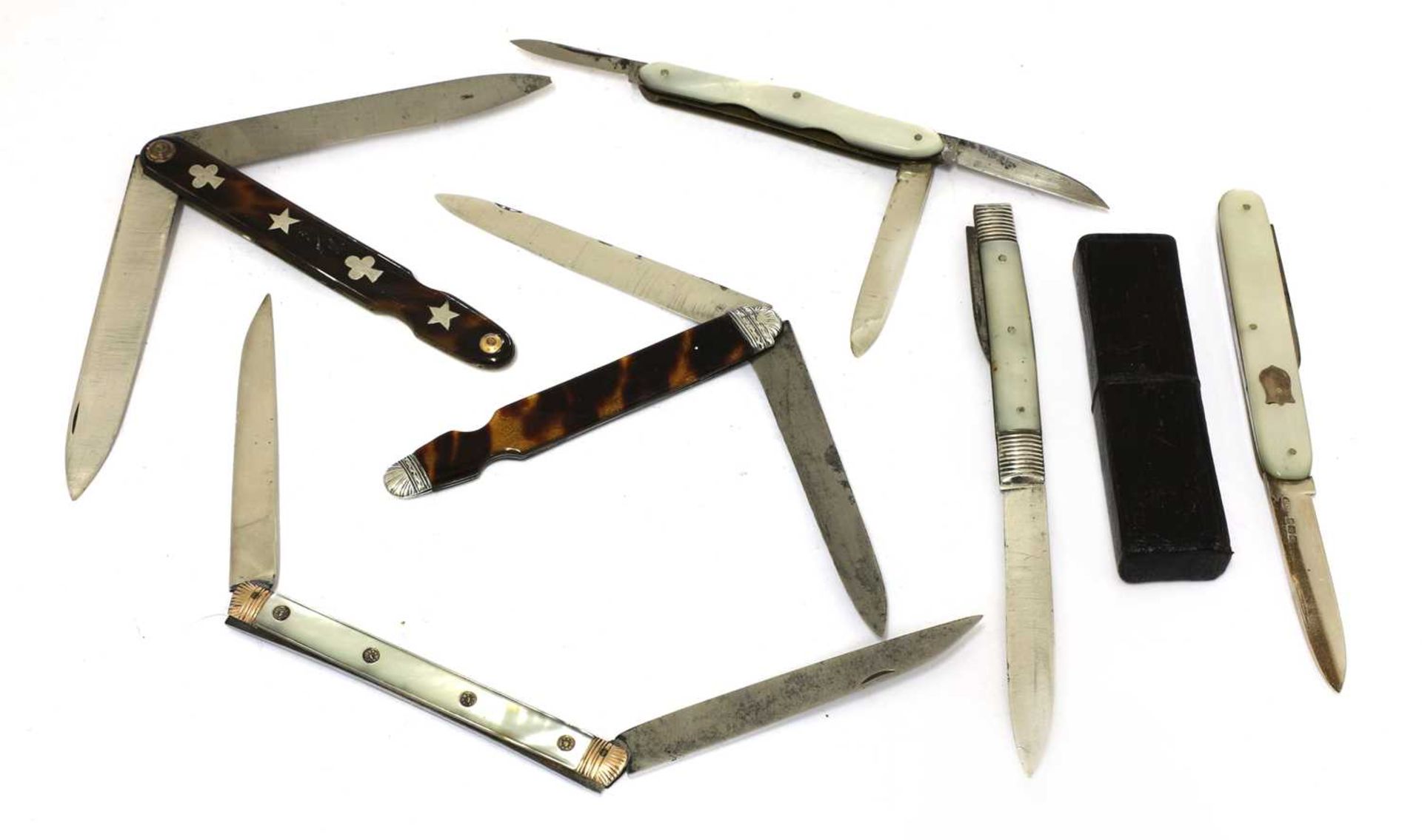 Six folding fruit knives with double blades