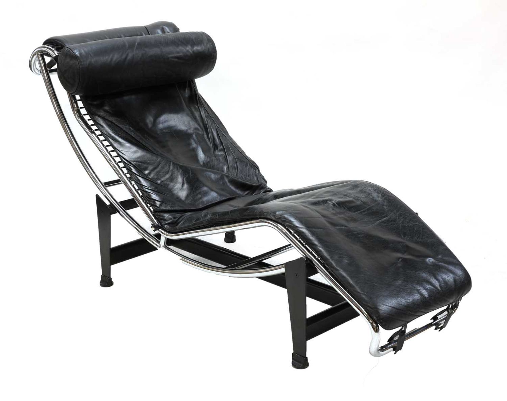 An LC4 lounger,