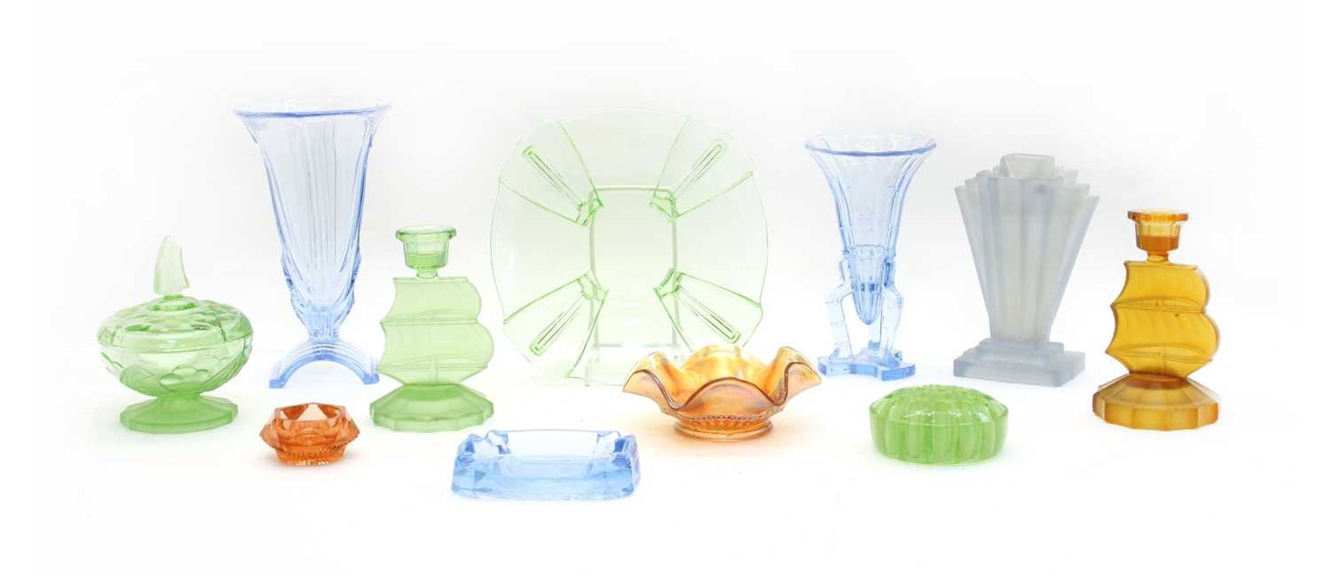 A large collection of glassware - Image 2 of 5