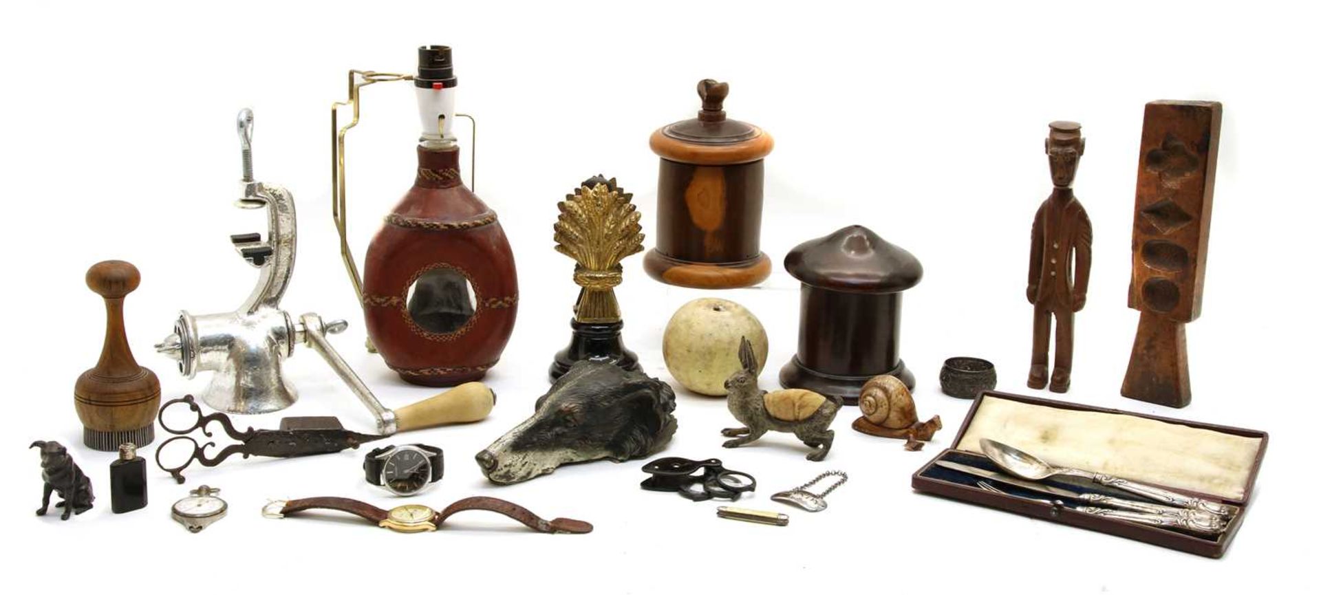 A quantity of miscellaneous items,