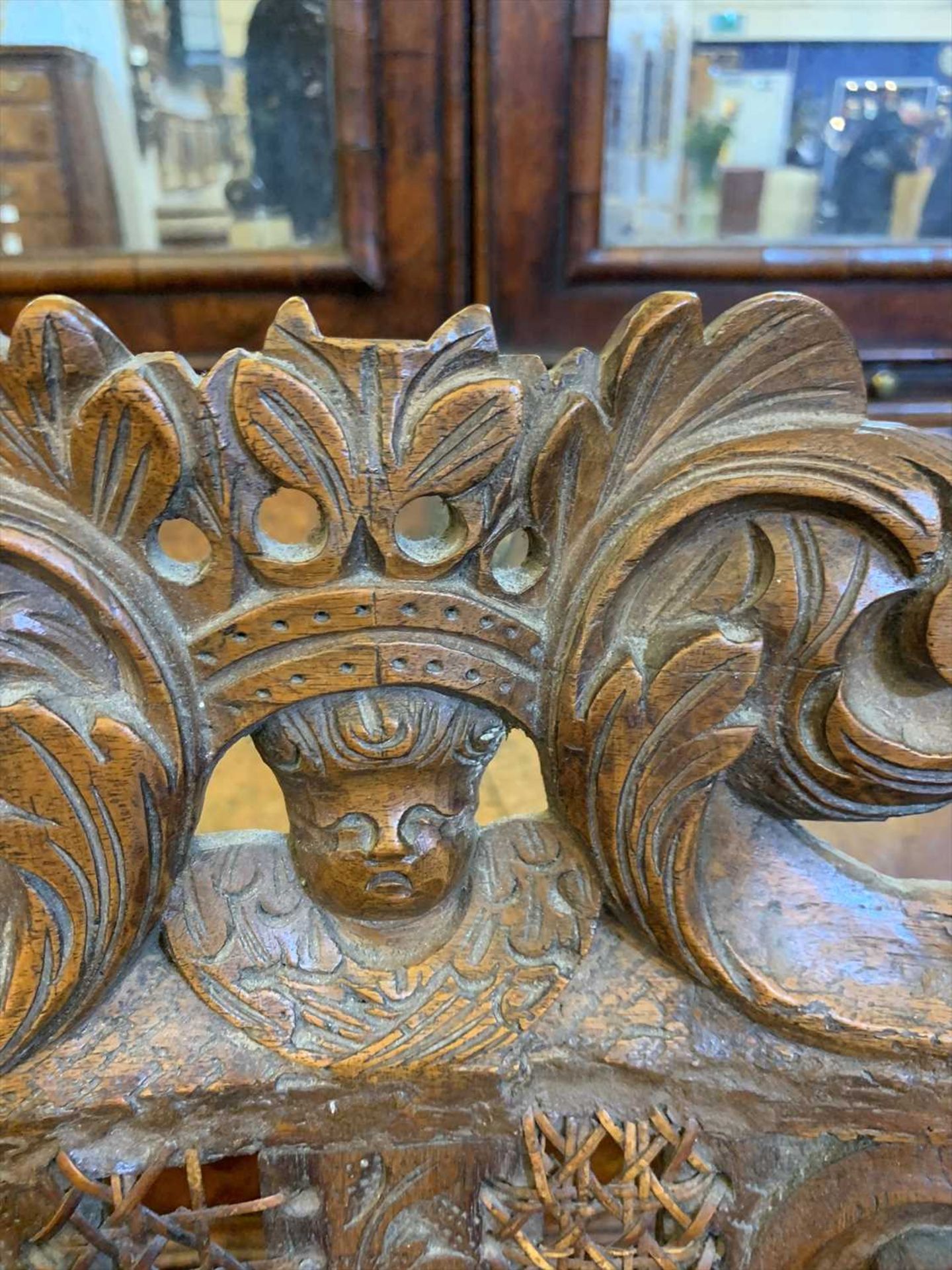 A carved oak side chair, - Image 20 of 20