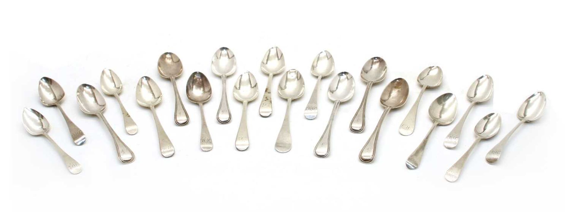 A set of six Victorian silver thread pattern teaspoons,