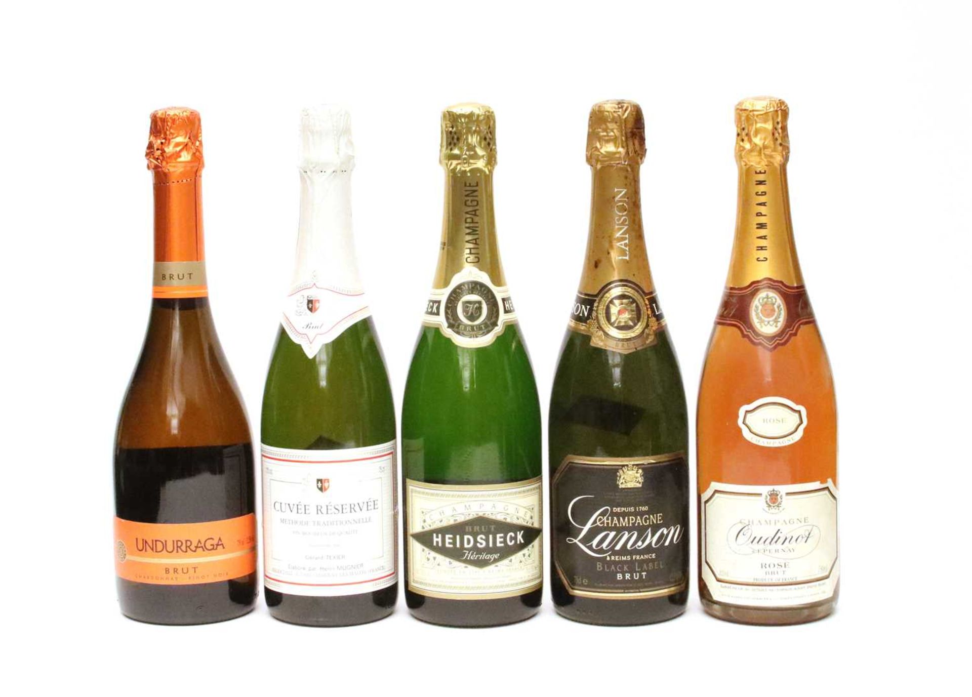 Miscellaneous non-vintage champagne including Heidsieck (five bottles) and cava,