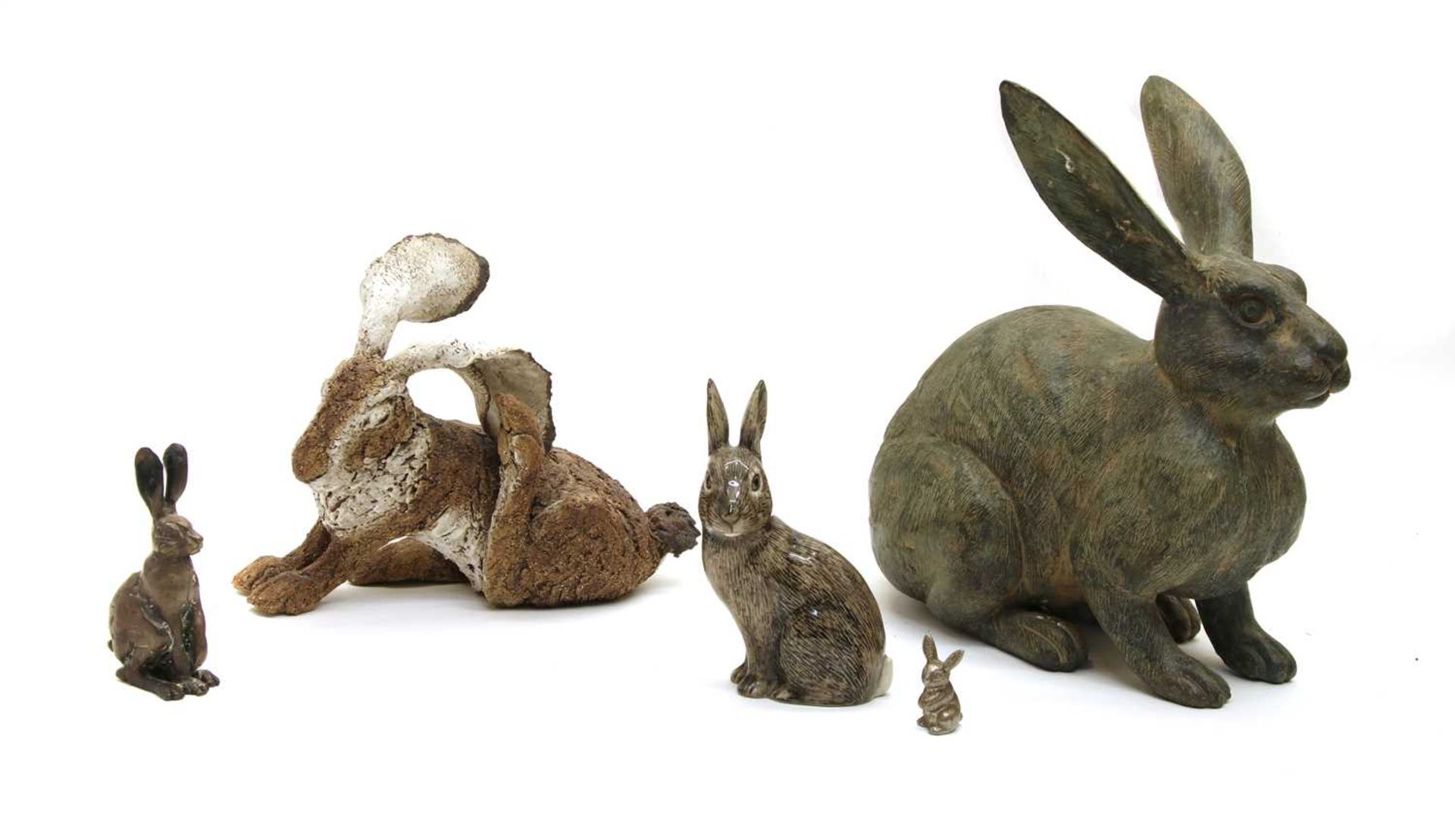 A modern bronze sculpture of a hare, - Image 2 of 5