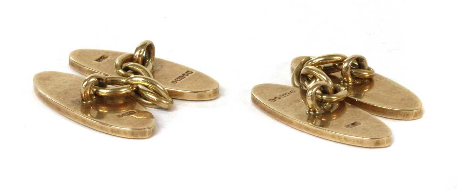 A pair of Art Deco 9ct gold cufflinks, - Bild 2 aus 3