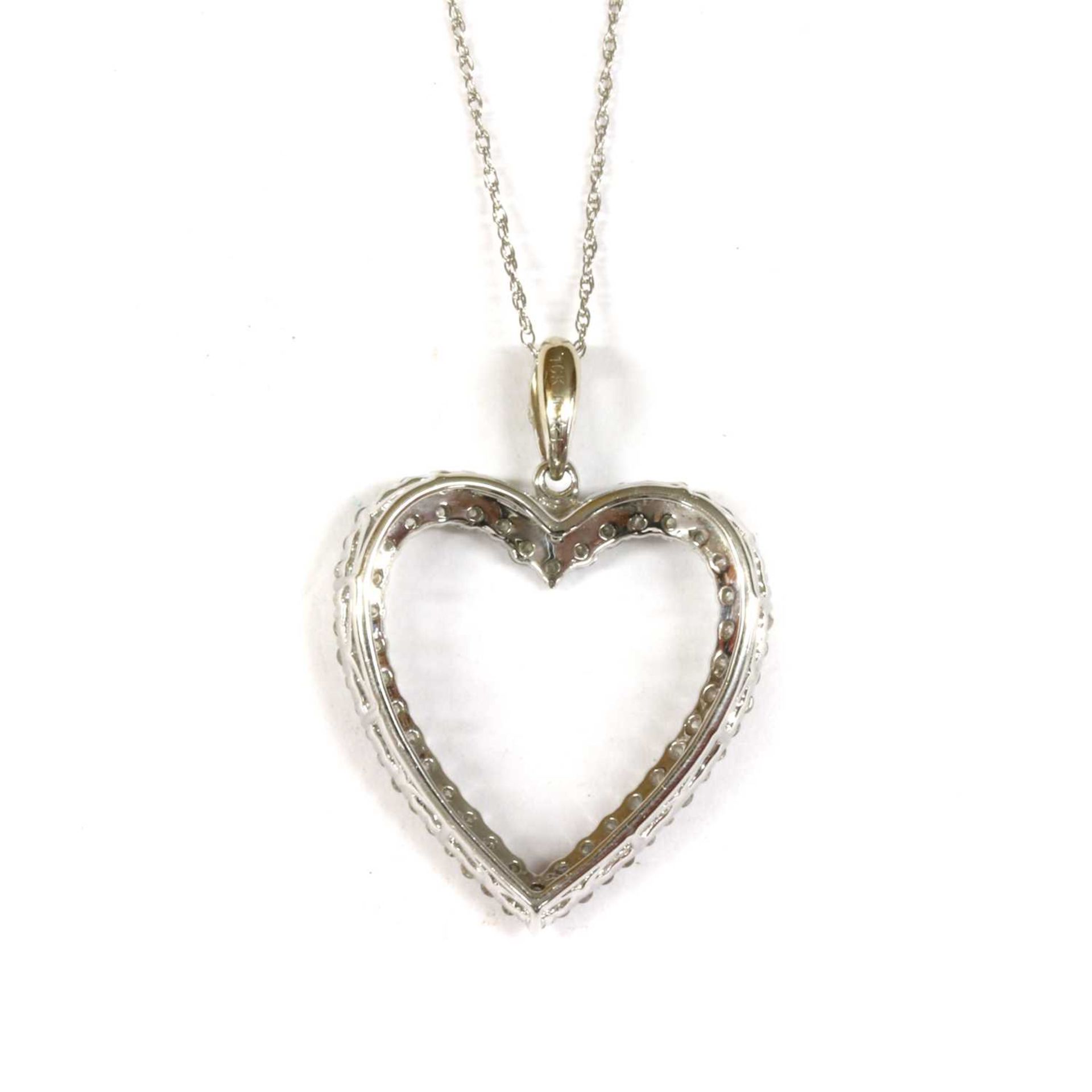 A white gold diamond heart pendant, - Bild 3 aus 3