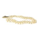 A single row graduated cultured pearl necklace,