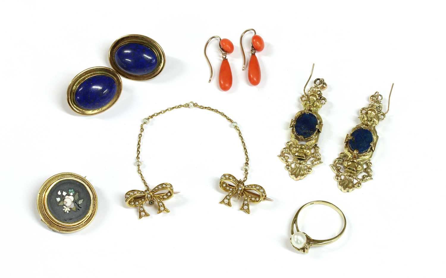 A collection of Victorian and later jewellery,