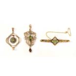 A gold Edwardian peridot and split pearl pendant,
