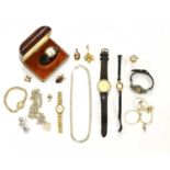 A quantity of jewellery,